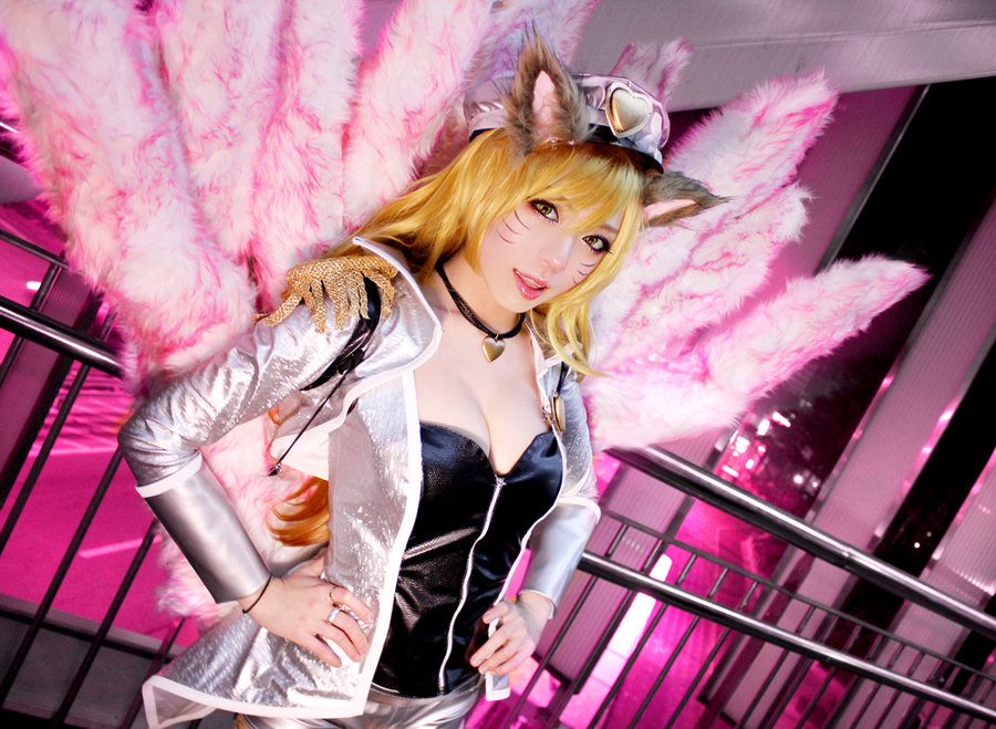 popstar_ahri_by_ekiholic-d6ur58p.jpg